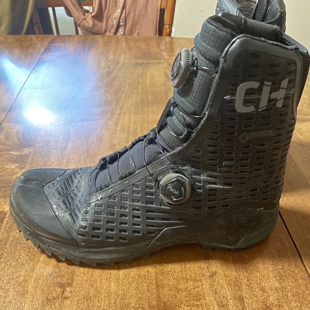 Under Armour Cameron Hanes boots